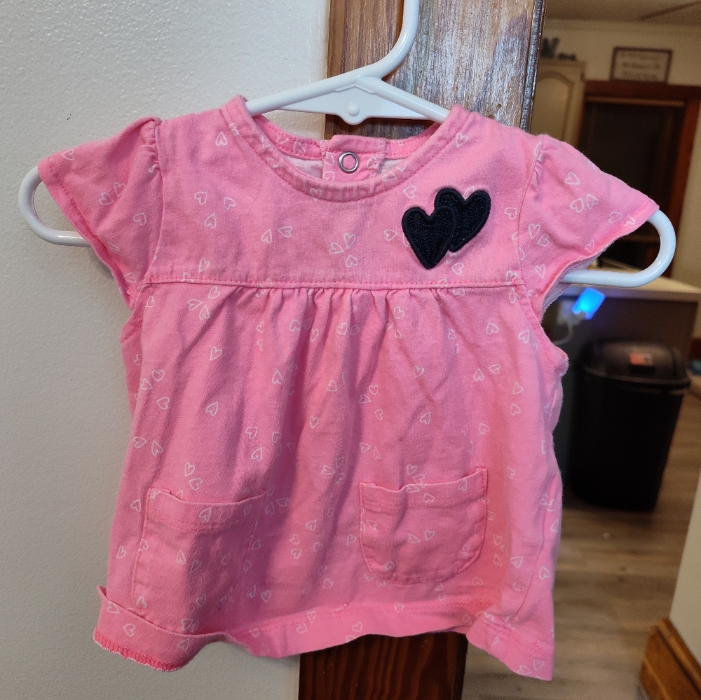 Just One You By Carter's Pink Heart Patterned Kids Shirt 9 Months
